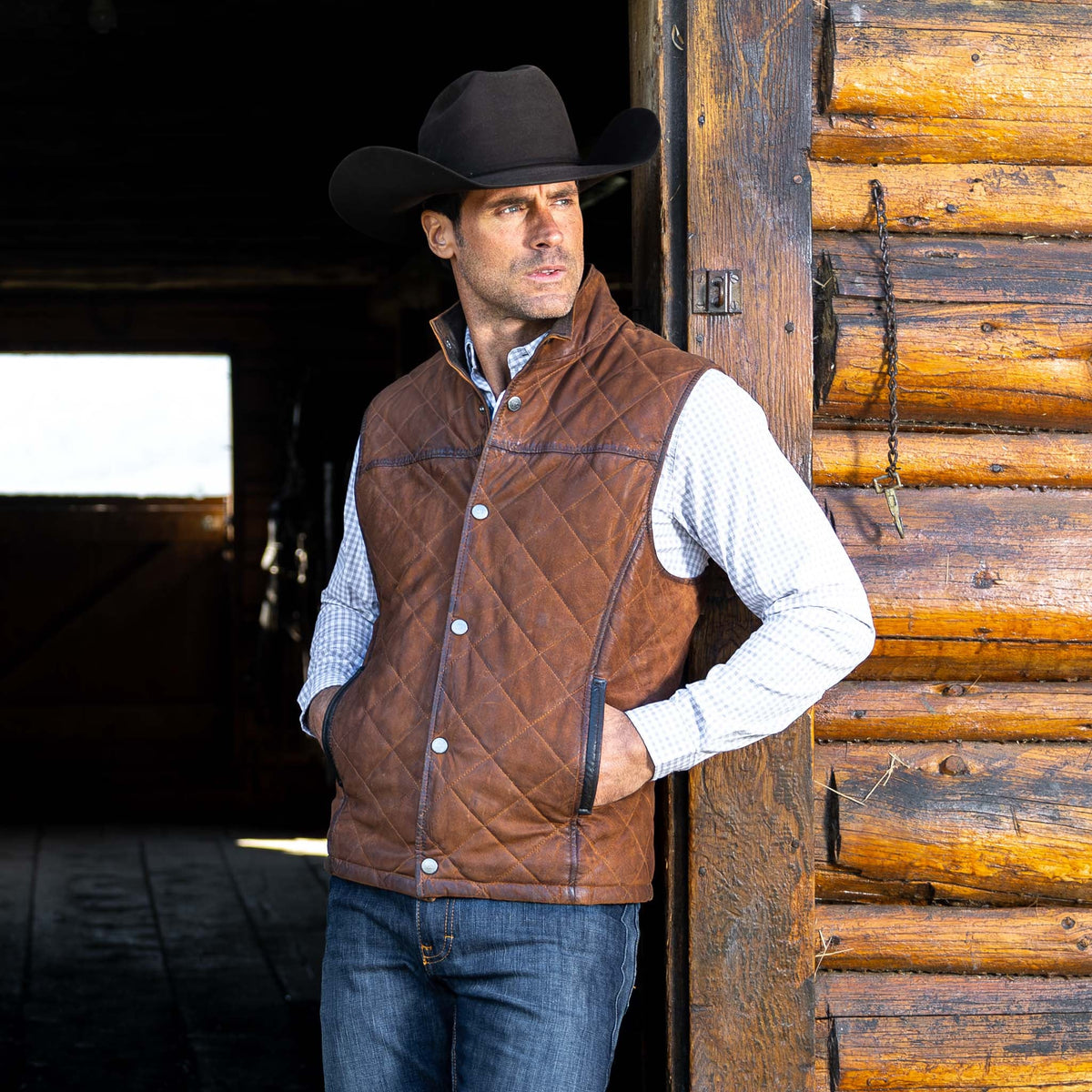 Beaver Creek Waxed Goat Suede Vest - Bourbon