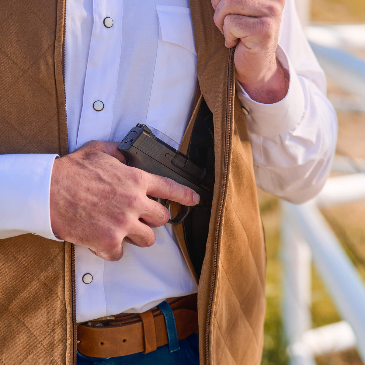 Kennesaw CC Twill Vest - Tan