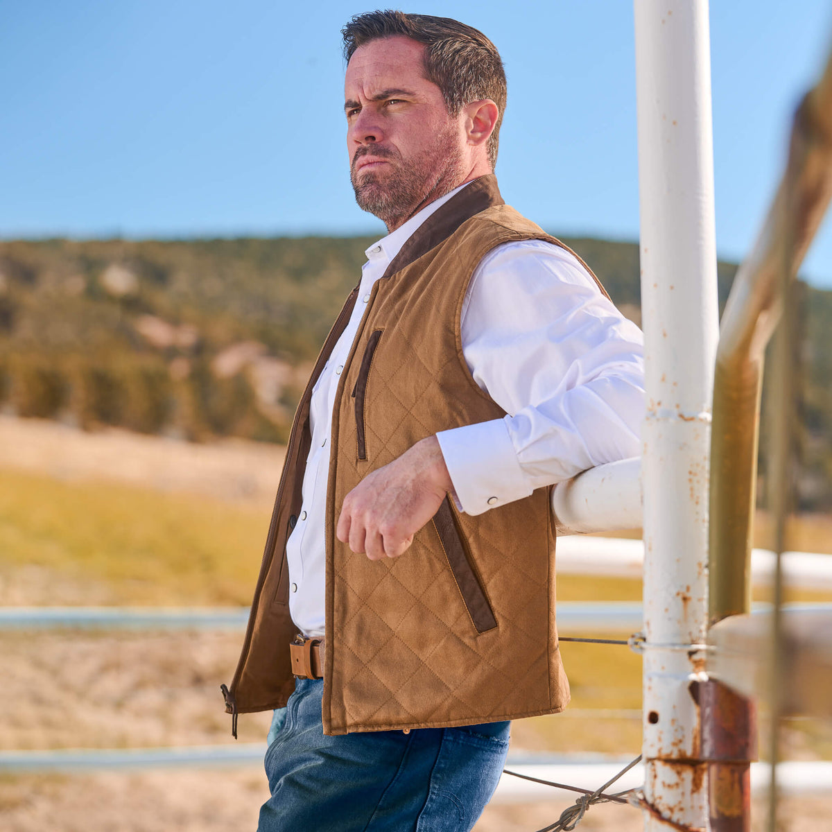 Kennesaw CC Twill Vest - Tan